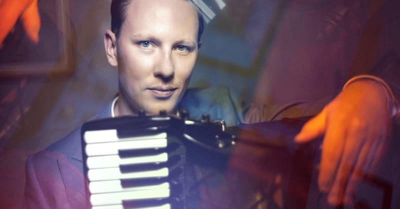 MARTYNAS LEVICKIS ir Mikroorkéstra