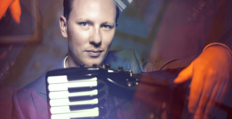 (Papildomas) MARTYNAS LEVICKIS ir Mikroorkéstra
